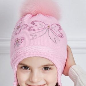 Girls hat 2-3 years old